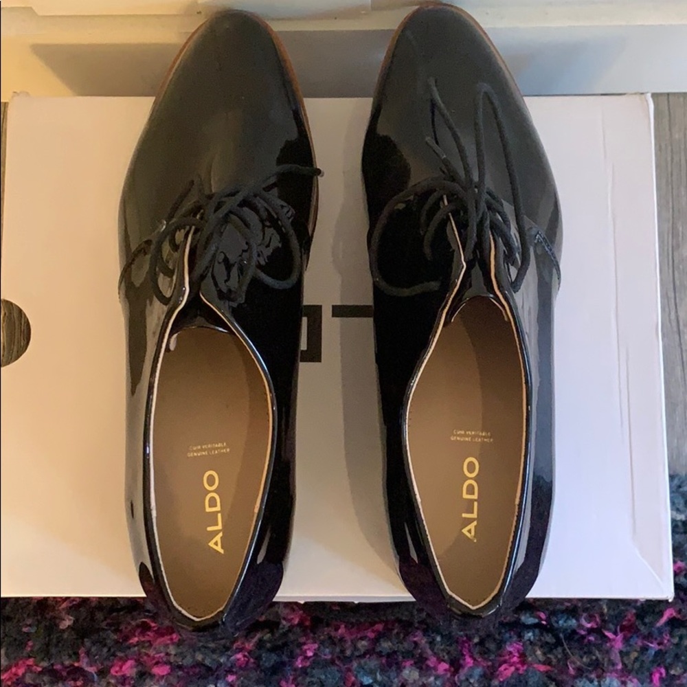 Shoes - Picture 2 of 3